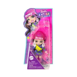 Clearance Extra Mini Minis, Bambola Con Capelli Castani E Abito Di Maglia Con Alieno, Abiti E Accessori Con Simbolo Della Pace, Giocattolo Per Bambini, 3+ Anni, Hln46 Macchinine Bambini