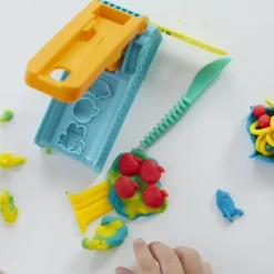 Best , La Fabbrica Del Divertimento, Playset Di Attivita Manuali, Pasta Modellabile In 3 Colori Plastilina E Pasta Modellabile