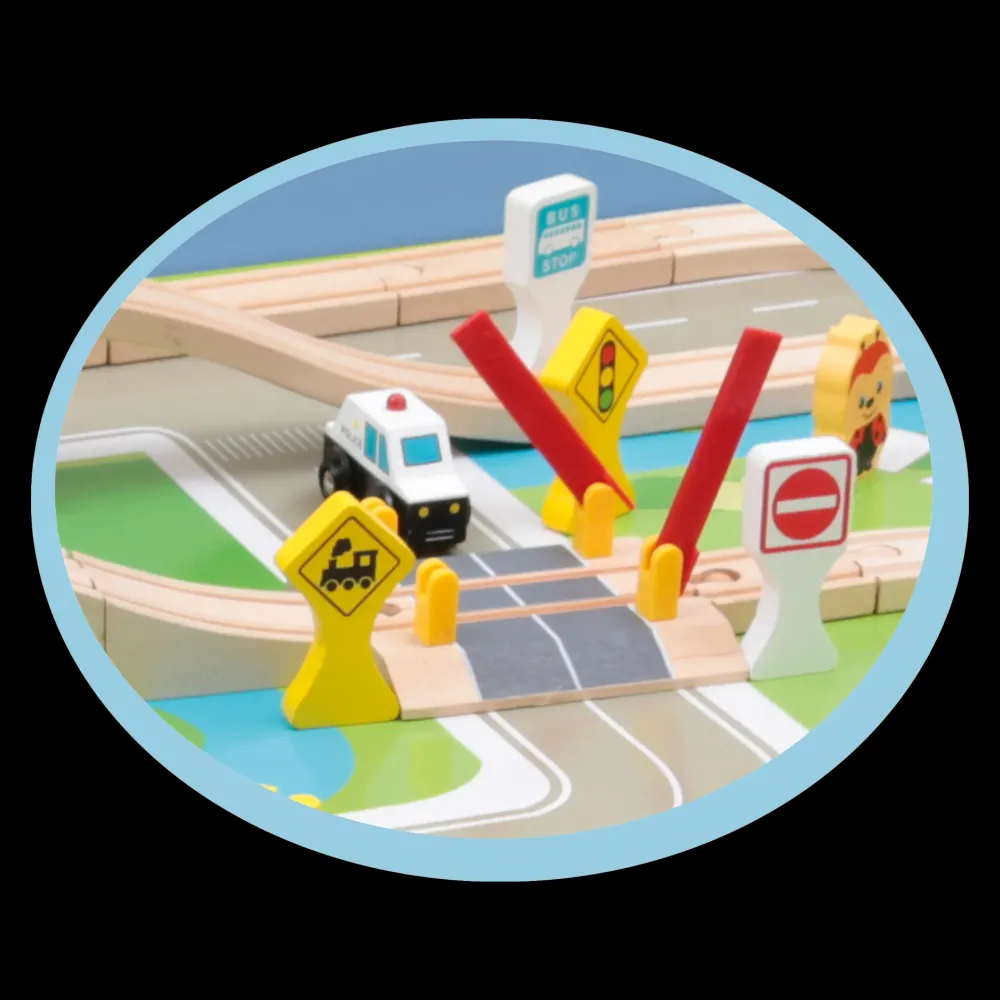 Clearance Tavolo Gioco Con Pista Treno Giochi Educativi In Legno